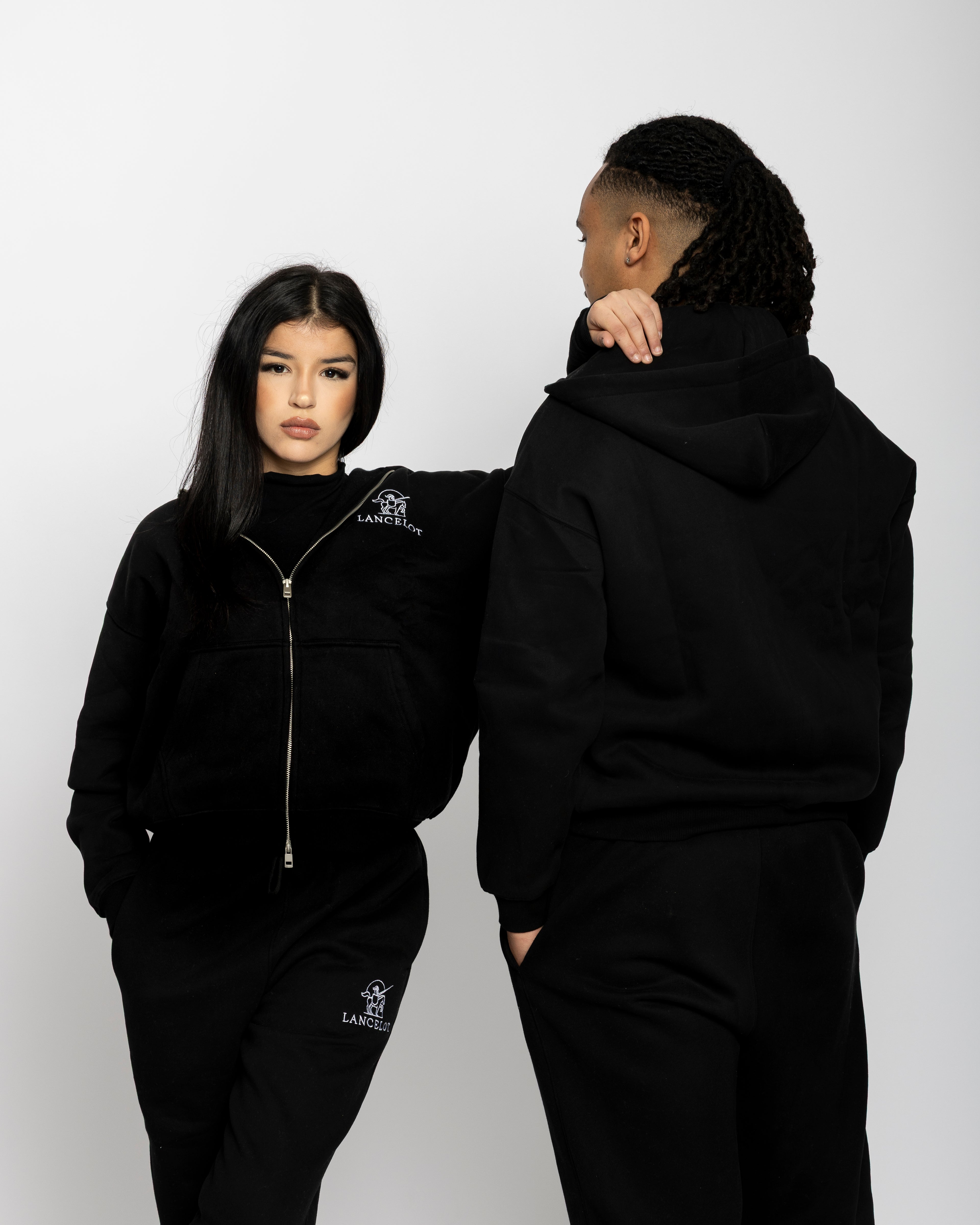 PULL À CAPUCHE ZIPPÉ NOIR - LANCELOT